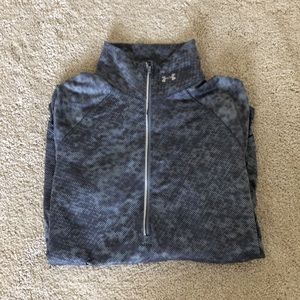 Under armour running long sleeve top
